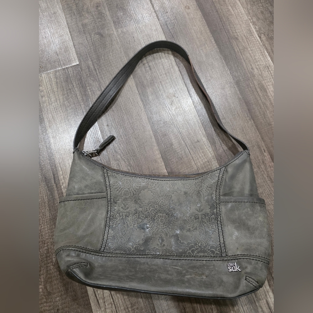 The SAK Grey Leather Hobo Shoukder Bag Boho Y2k Western Classy Tooled Floral